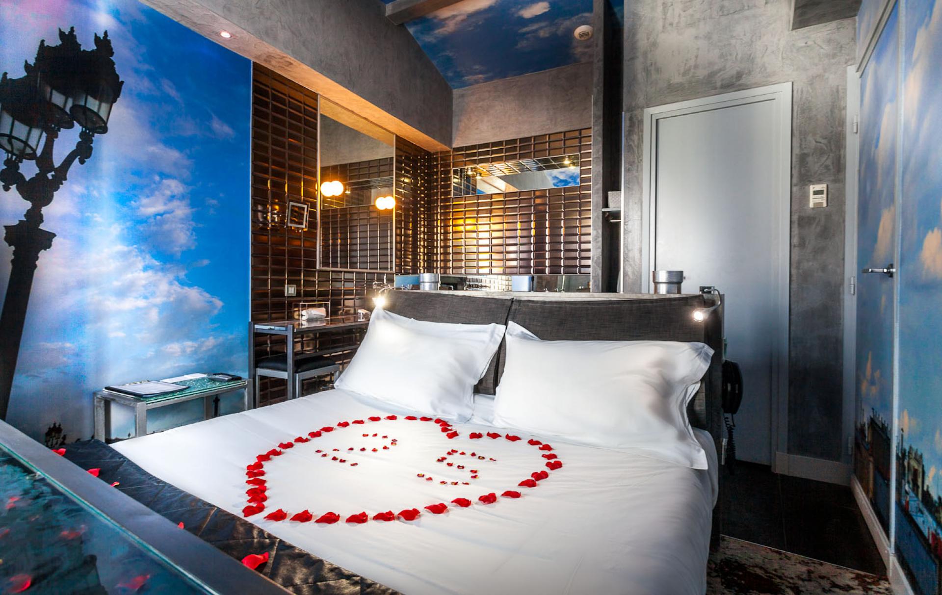 Hotel Avec Jacuzzi Dans La Chambre A Paris